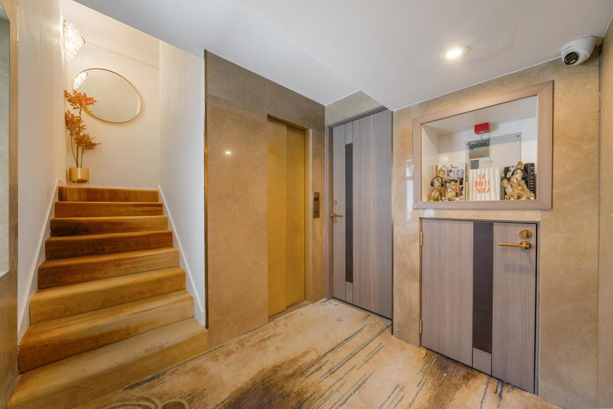 Apartment The Mayfair Collection Luxury